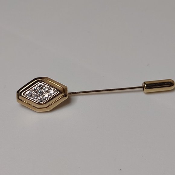 Cute Little Gold Tone Avon Stick Pin - Picture 2 of 10